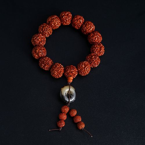 金刚手串多少钱一串 正宗金刚手串多少钱