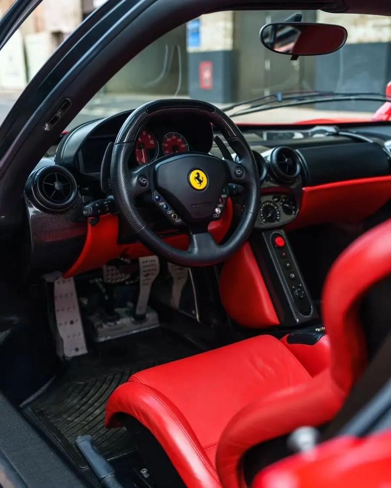 法拉利恩佐属于什么档次 法拉利恩佐售价