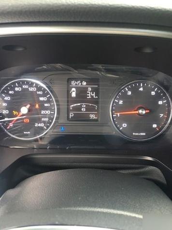 荣威rx5自动挡油耗多少 荣威rx5油耗几个油