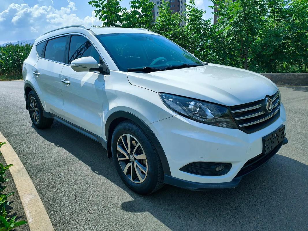 2017款东风风光580七座suv/东风风光580七座2018款