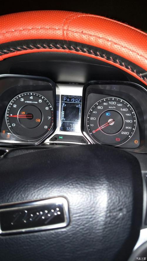 众泰大迈x5显示屏触屏没反应(众泰大迈x5显示屏不能触摸)