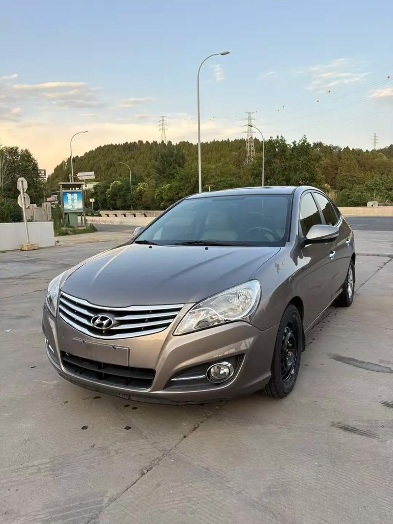 现代悦动前保险杠多少钱一个 现代悦动前保险杠拆装