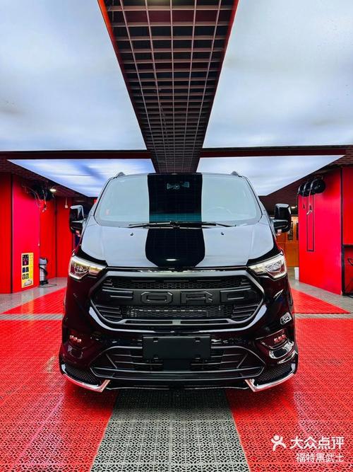 【福特黑武士b级房车,福特黑武士b级房车纵床布局】