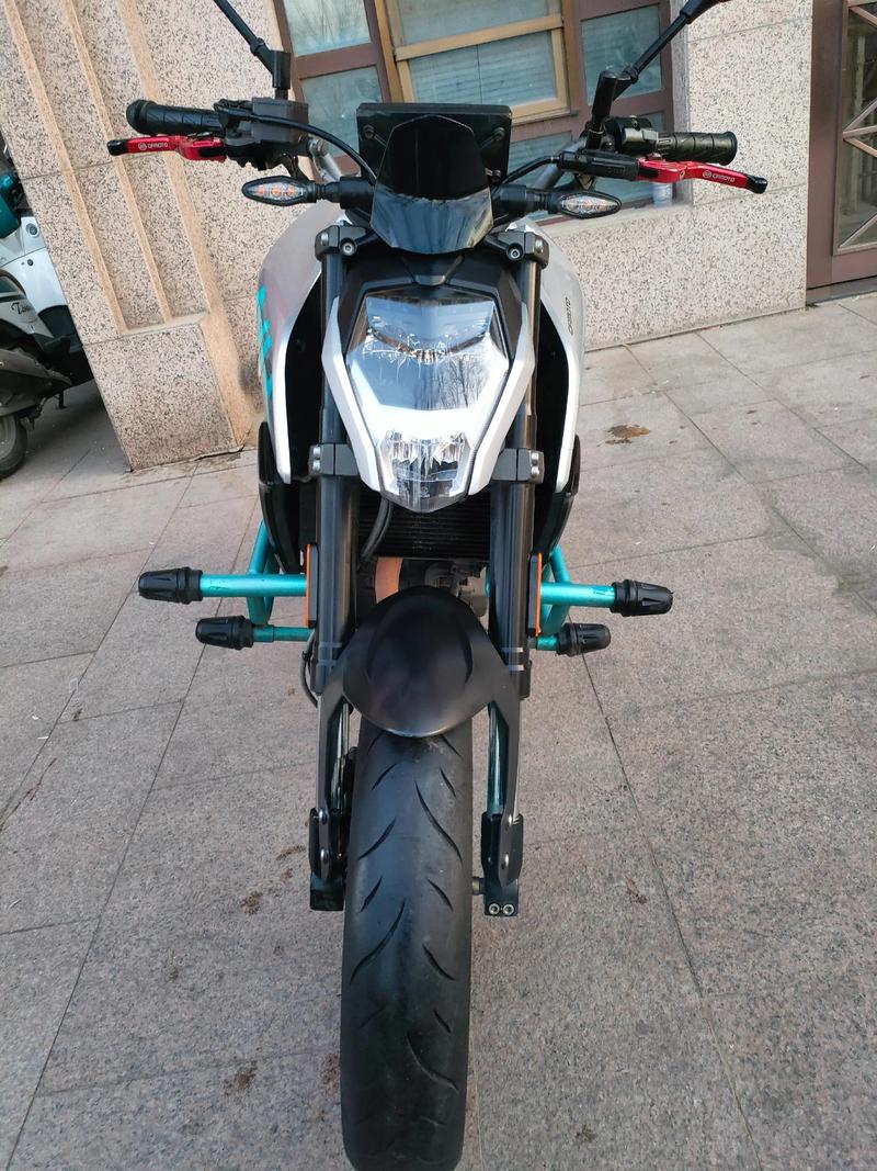 【春风摩托车官网价格表大全,春风摩托车价格2020款】