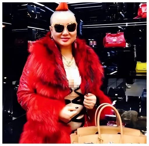 宾利姐的个人资料联系方式,宾利姐真实身份 联系方式