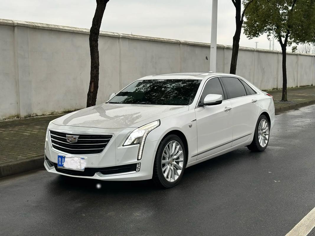 卡迪拉克大型ct6多少钱 卡迪拉克ct6 40t测评