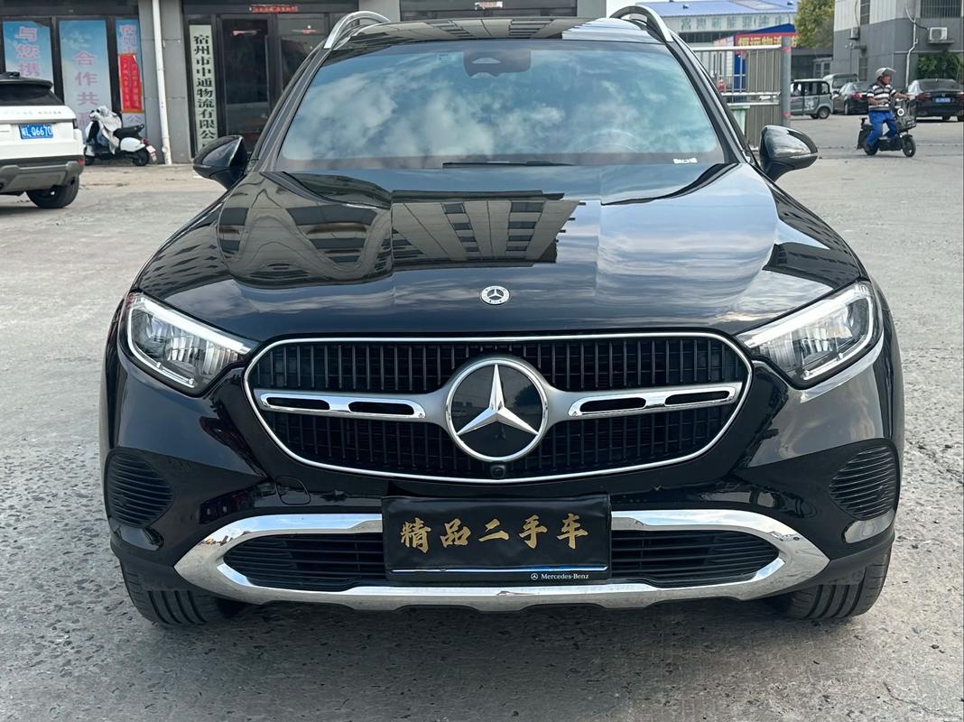 glc260l奔驰2023款,新款glc260奔驰