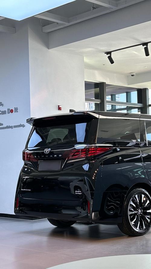 埃尔法汽车为什么这么贵/为什么说埃尔法是神车