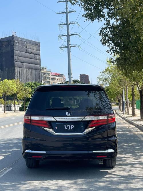 东风本田电动门商务车 东风本田电动门商务车多少钱