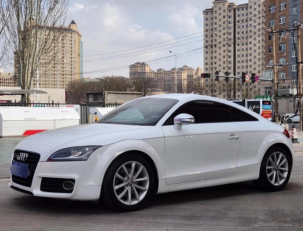 二手奥迪tt05款手动挡(二手奥迪tt05款手动挡多少钱)