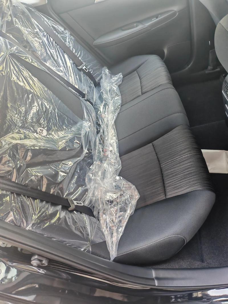 织物座椅和真皮座椅(织物座椅和真皮座椅哪个耐用)