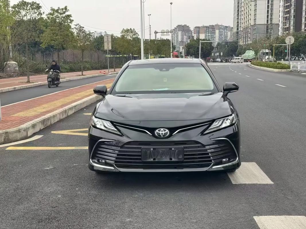 丰田凯美瑞2023款落地多少钱(2023年丰田凯美瑞)