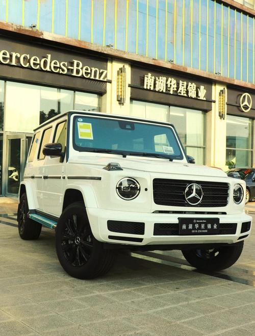 奔驰g级越野车(奔驰g级越野车哪款最火)