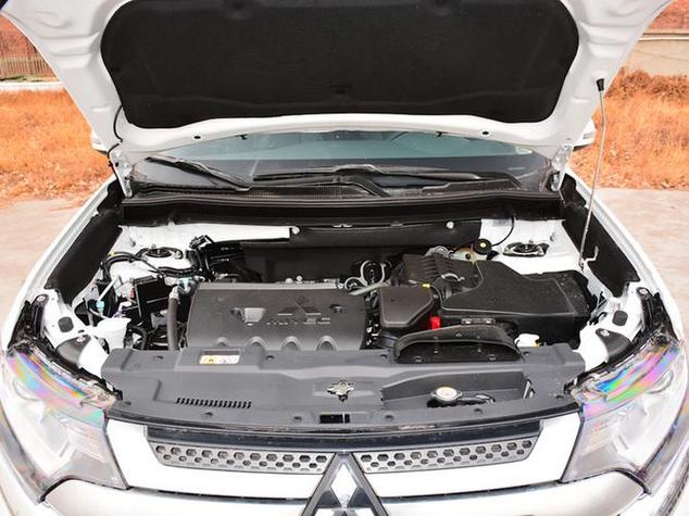 【三菱欧蓝德2016款,三菱欧蓝德2016款4J12发动机】