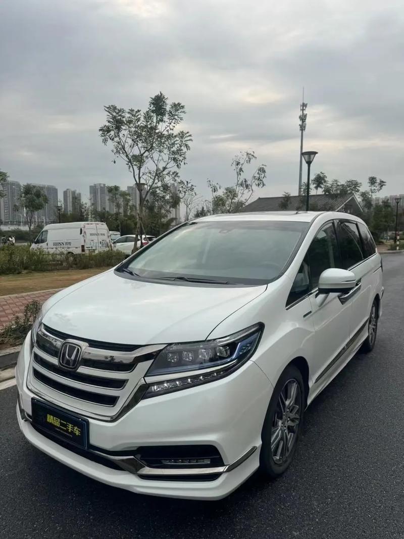 【本田七座车型大全报价及图片,广汽本田七座商务车报价和图片】