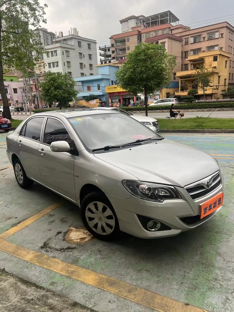 2013款丰田花冠多少钱(丰田2013款花冠怎么样)