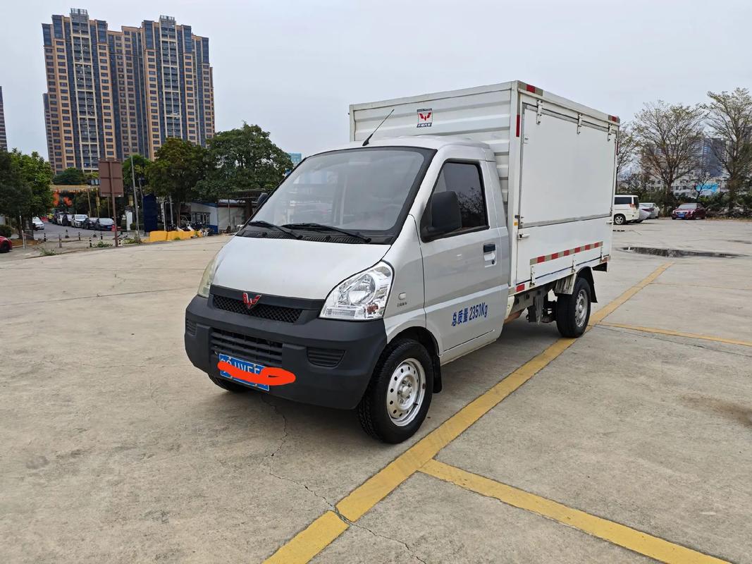 二手小型货车1万左右(二手小型货车1万多元的)