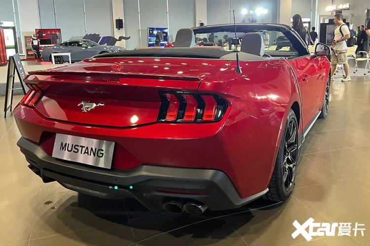 【野马敞篷跑车报价2022,野马敞篷2020款】