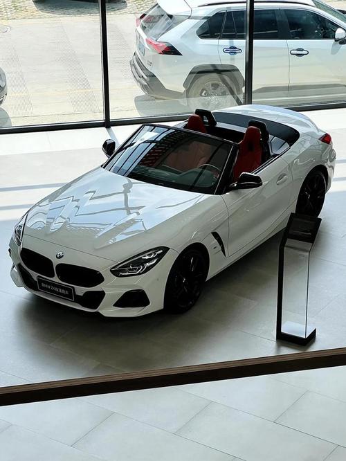 宝马z4敞篷跑车价格/奔驰e260敞篷轿跑车价格及图片