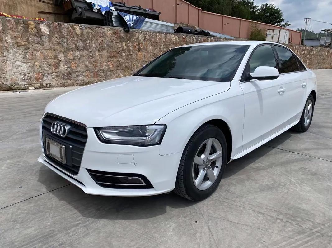 奥迪a42014款报价及图片/2014奥迪a4多少钱一辆