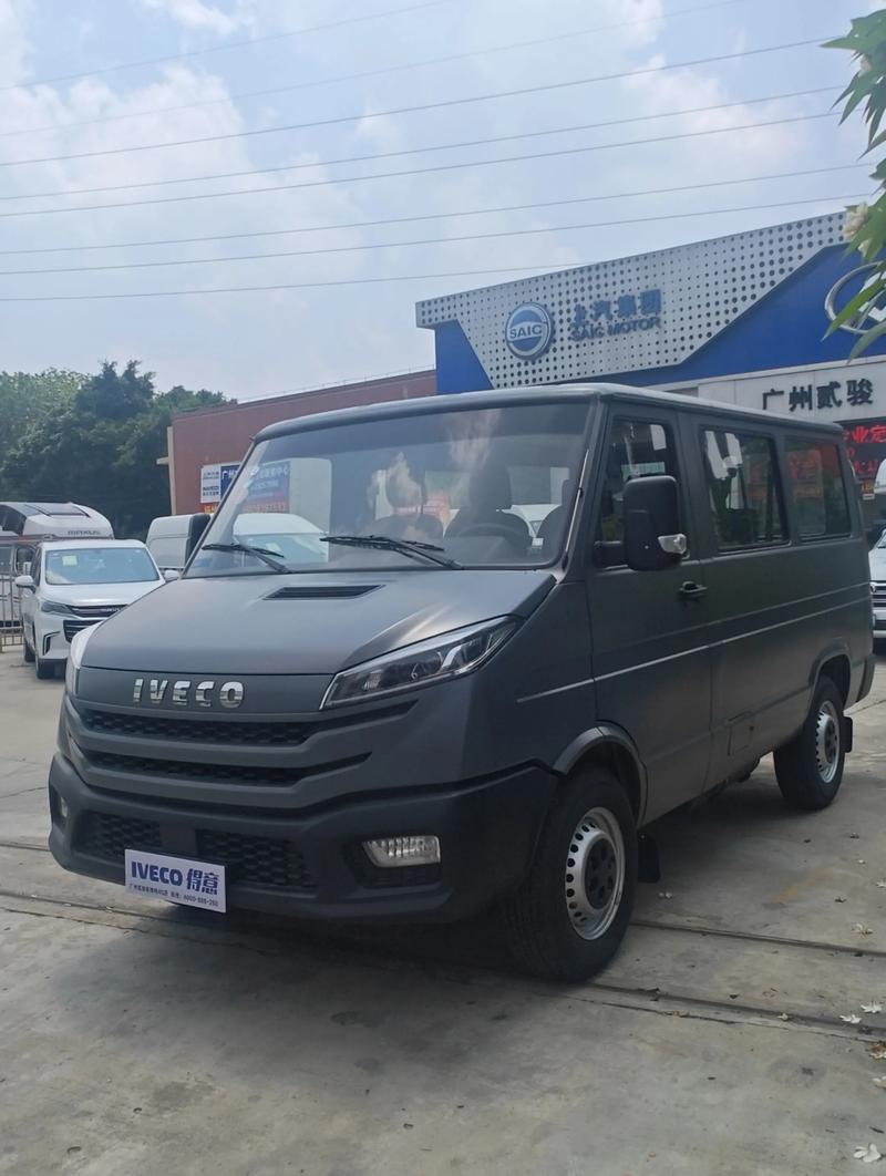 依维柯得意6座新车价格/依维柯得意优缺点