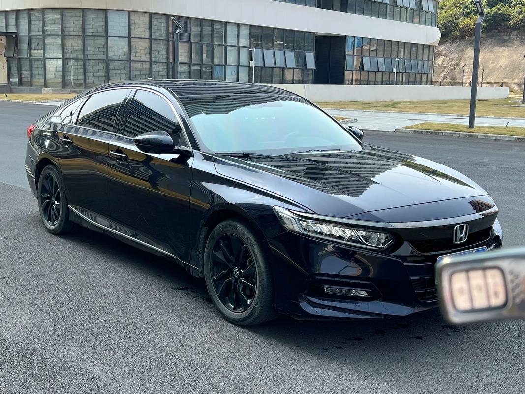 【本田雅阁新款多少钱,本田雅阁新款车2021】