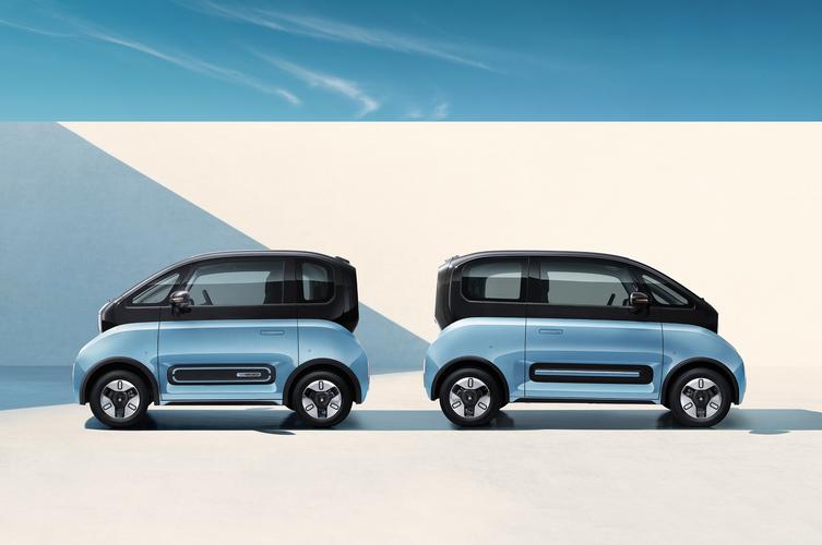 【宝骏e300新能源,宝骏e300新能源上坡辅助怎么用】