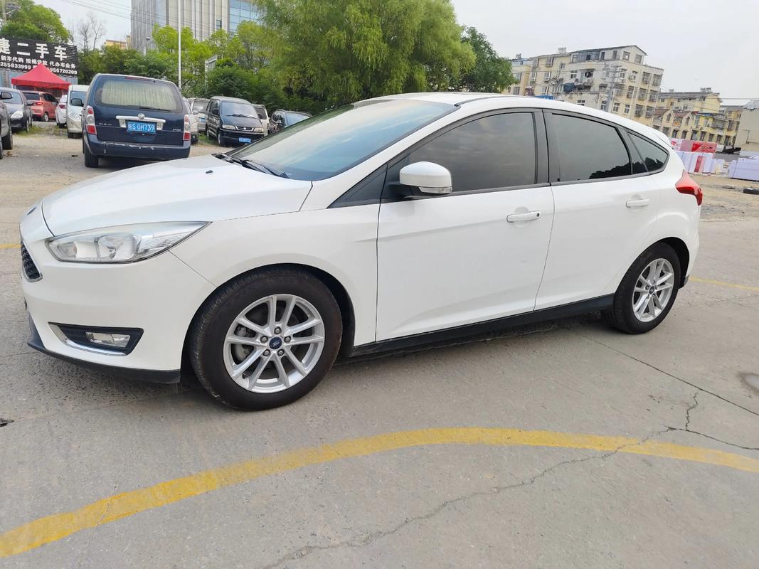 【长安福特福克斯二手车价格,长安福特suv二手】